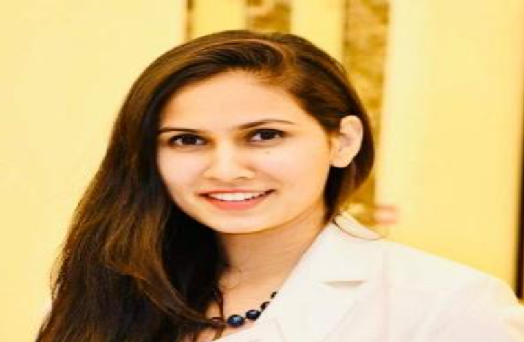 Karishma Asoodani   (2016 BA)